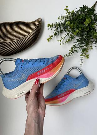 Бігові кросівки nike zoomx vaporfly