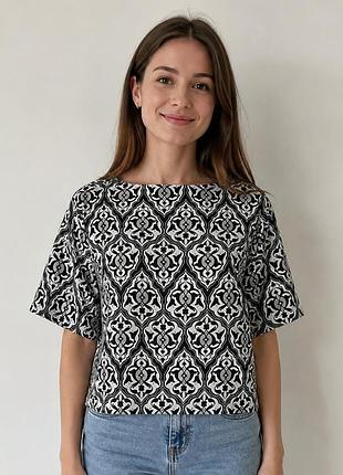 Блуза h&amp;m conscious collection черно-белая с орнаментом eur 38