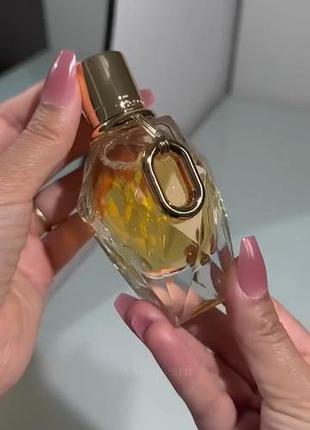 Million gold for her