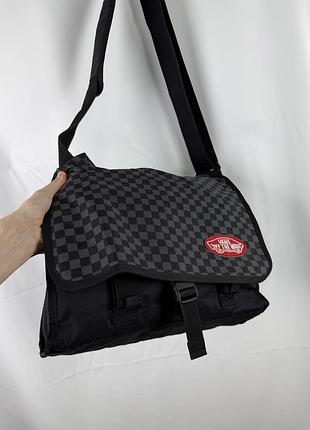 Мессенджер vans 2