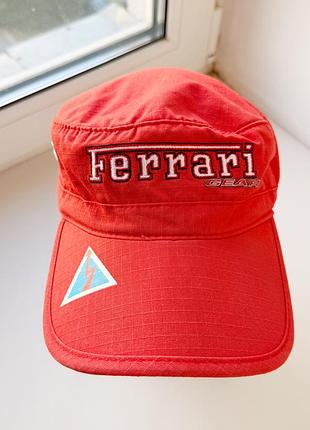 Винтажная гоночная кепка ferrari gear (v8 powered)