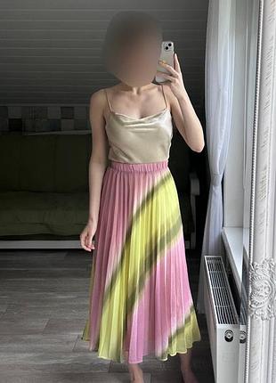 Спідниця міді плісе яскрава акцент на zara райдужна