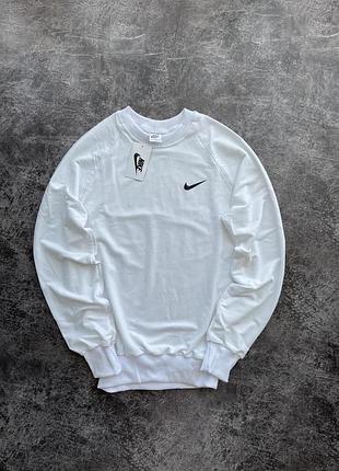 Свитшот nike белый
