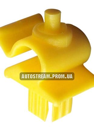 Крепление опоры капота крепления опора капота ford oem 6870622