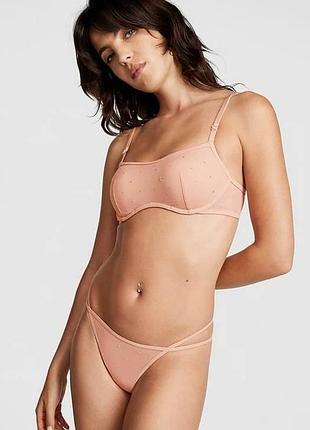 Женский комплект белья (бюстгальтер + трусики-стринги) victoria's secret бежевый со стразами (xs)