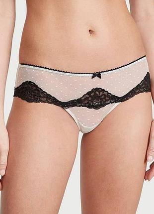 Трусики-стринги жіночі floral lace dream angels victoria's secret s білі з чорним