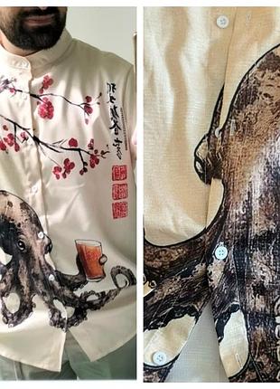 Мужская рубашка с восьмым пьющим пиво чай под сакурой