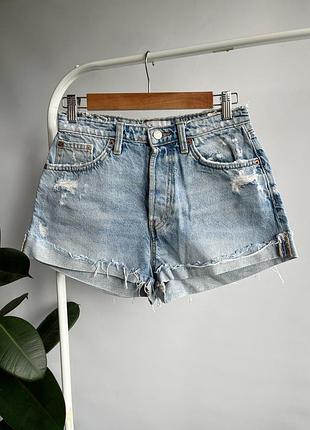 Короткі джинсові шорти zara