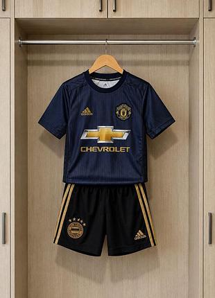 Футбольна форма adidas 7-8 років, 128 см