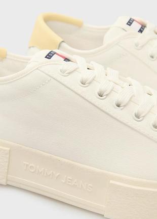 Кеди білі tommy jeans