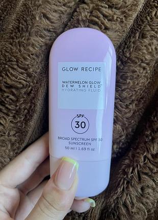 Сонцезахисний крем-флюїд glow recipe  dew shield spf 30 hydrating fluid sunscreen