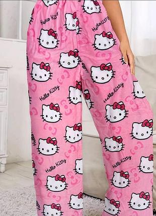 Затишні плюшеві штани з hello kitty і людиною-павуком — яскрава піжама для сну, відпочинку та стилю вдома