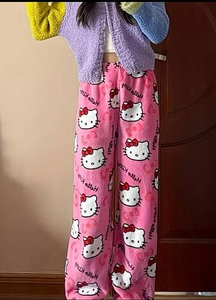 Піжамні штани з hello kitty і людиною-павуком | затишні моменти щодня