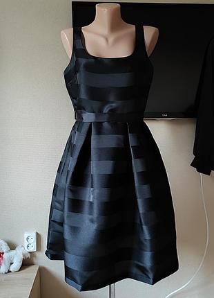 Великолепное черное нарядное платье miss selfridge