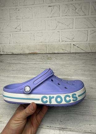 Яркие женские кроксы crocs m7w9 размер 39