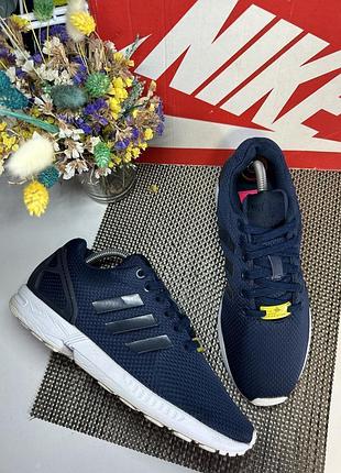 Оригинальные кроссовки adidas