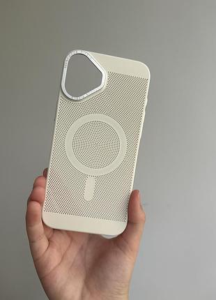 Чехол на iphone 16 plus