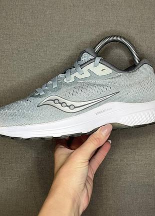 Кроссовки saucony 38,5 р