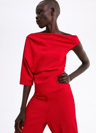Асимметричный красный топ zara размер s