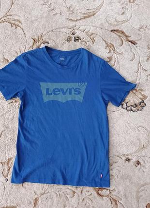 Levi's женская s-m качественная