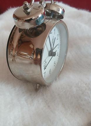Часы будильник mary kay 2