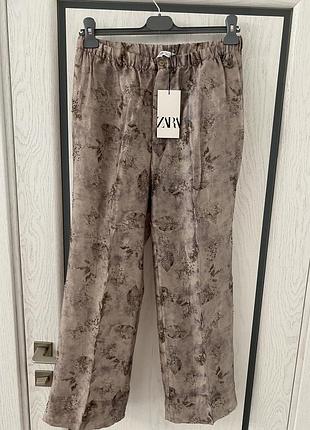 Новые стильные тонкие эффектные брюки 50-52 р zara