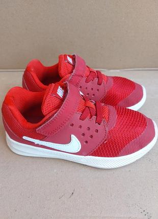 Дітячі. оригінальні кросівки nike. розмір 27. устілка 17см