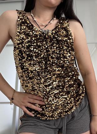 Майка next в паєтках розмір s ефектний варіант ❤️ 200 гривень