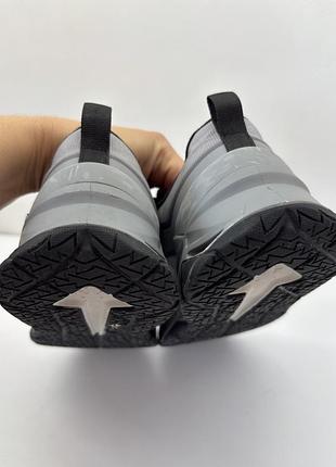 Кросівки descente 3