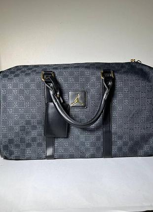 Сумка спортивная jordan duffle monogram, чорна