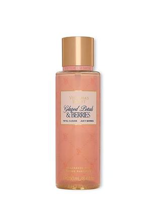 Парфумований спрей glazed petals & berries body mist