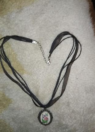 Кулон на шию