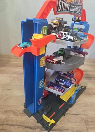 Гараж hot wheels 6