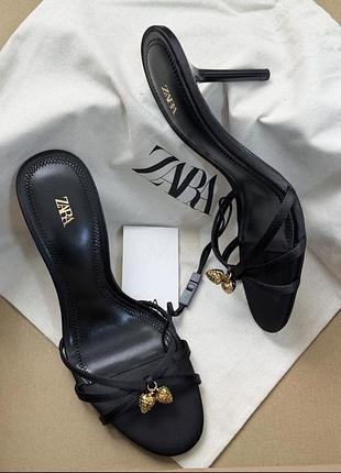 Босоніжки zara