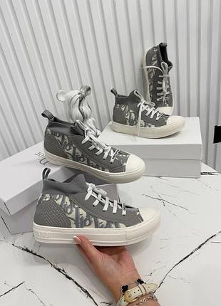 Кросівки christian dior у фірмовому дизайні 🖤