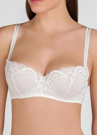 Брендовий мереживний бюстгальтер балконет з ефектом пуш-ап wonderbra refined glamour