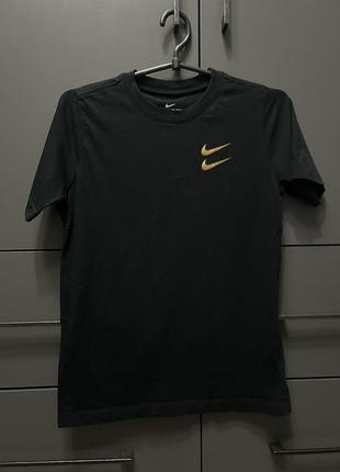 Футболка nike золоте лого