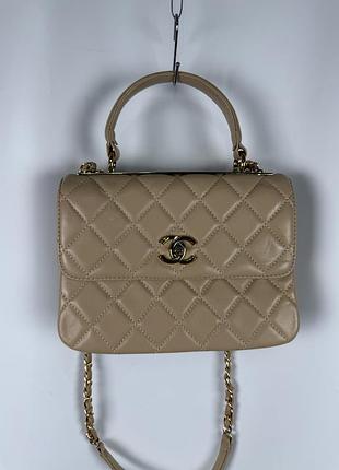 Кожаная сумка chanel