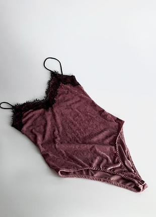 Боді велюровий з мереживом pull&bear m