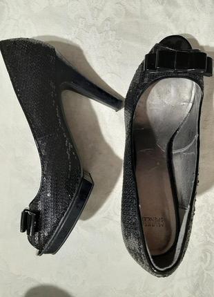 Чорні туфлі в паетках, 37р-р/ 4,5.