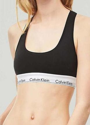 Топ calvin klein. размер s,m