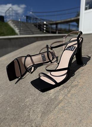 Шкіряні босоніжки nine west. оригінал.