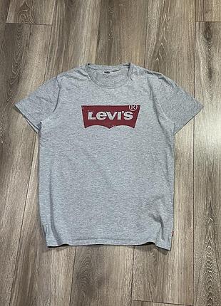 Футболка levi’s оригінал під вінтаж