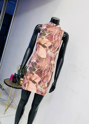 Платье prettylittlething, размер uk 8 (наш 42), сетчатое абстрактное мини