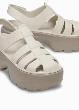 Босоніжки crocs stomp fisherman sandal голубий білий