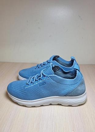 Кроссовки geox