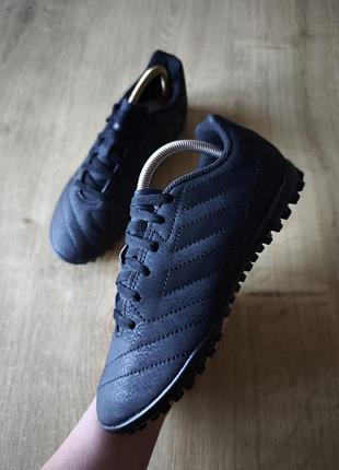 Фирменные детские кроссовки сороконожки  adidas ,оригинал , модель 2022 года, р.35,5