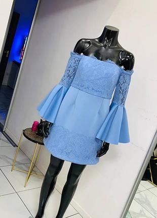 Нежно-голубое платье asos с кружевом и объемными рукавами, размер uk 10