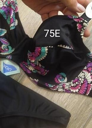 34e,75е, charade, черный раздельный купальник с фиолетовыми цветами на косточках, 38/s