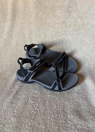 Teva verra босоніжки сандалії р.37